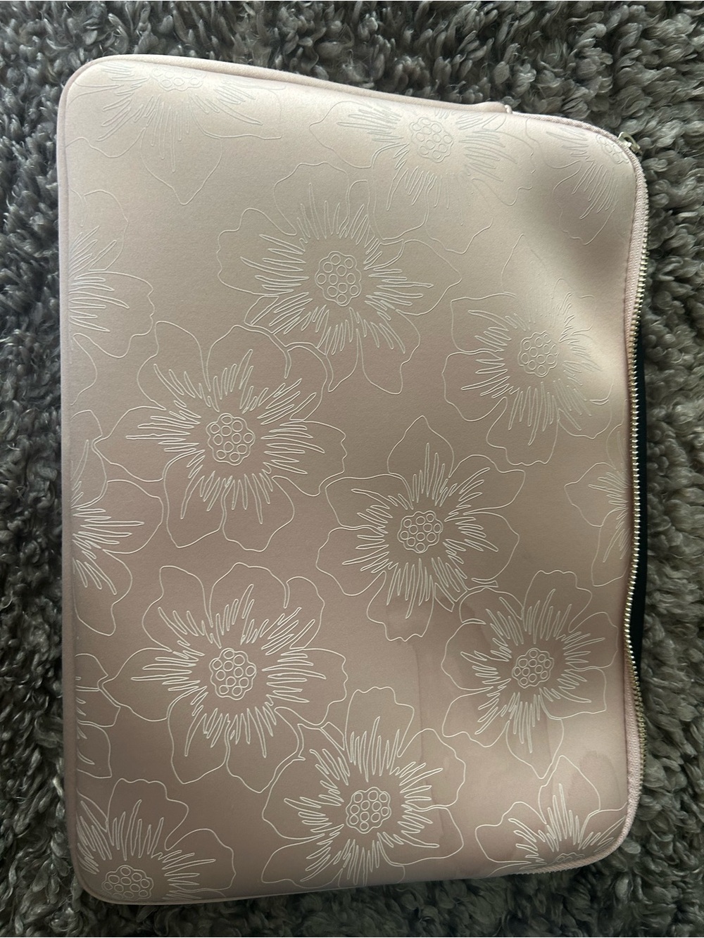 kate spade Blush Pink Floral Embossed Zippered Sleeve